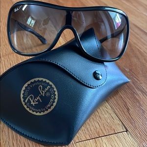 Ray Ban Sun Glasses